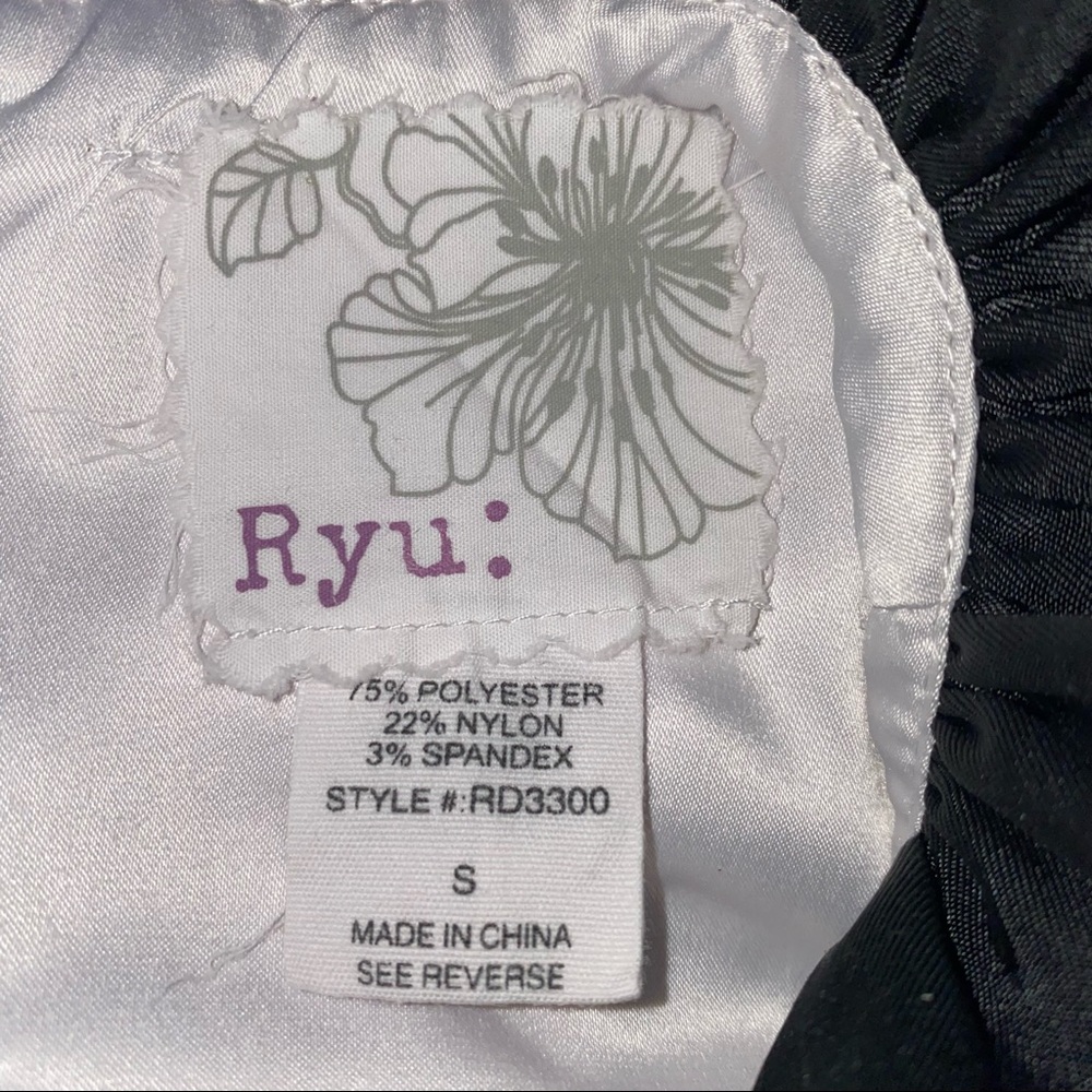Ryu Satin Ruffled Dress with Front Ribbon Size S Black White - Picture 6 of 6